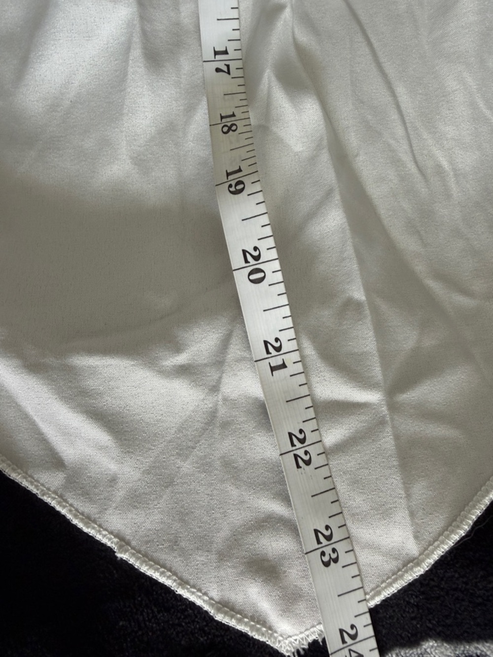 NWOT LYANER White Strapless Smocked Peplum Top- never worn women’s Size L - Picture 5 of 5